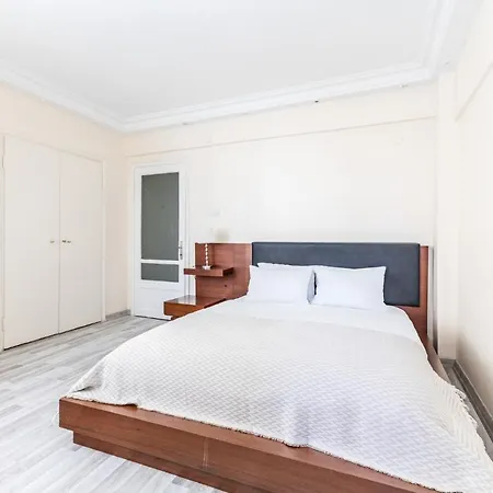 Lejlighed Flat W Balcony 5 Min To Bull Statue Kadikoy *